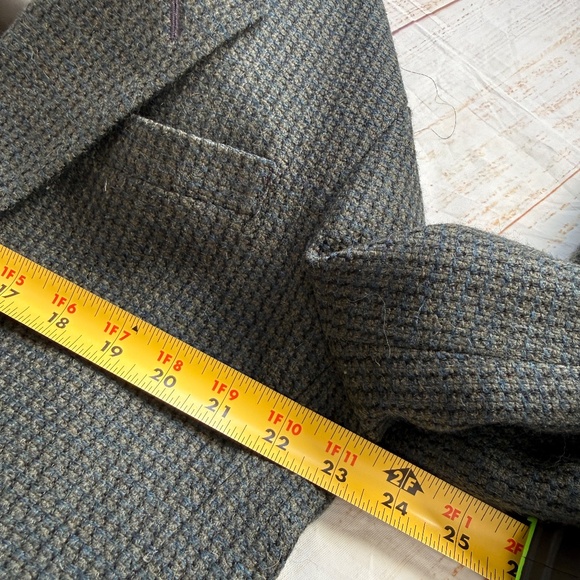 Pierre Balmain | Green & Black Plaid Blazer | Size Large | Wool-Alpaca‎ Blend - Picture 4 of 9